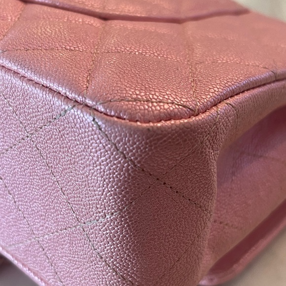 🦄Chanel pink iridescent - Picture 3 of 7